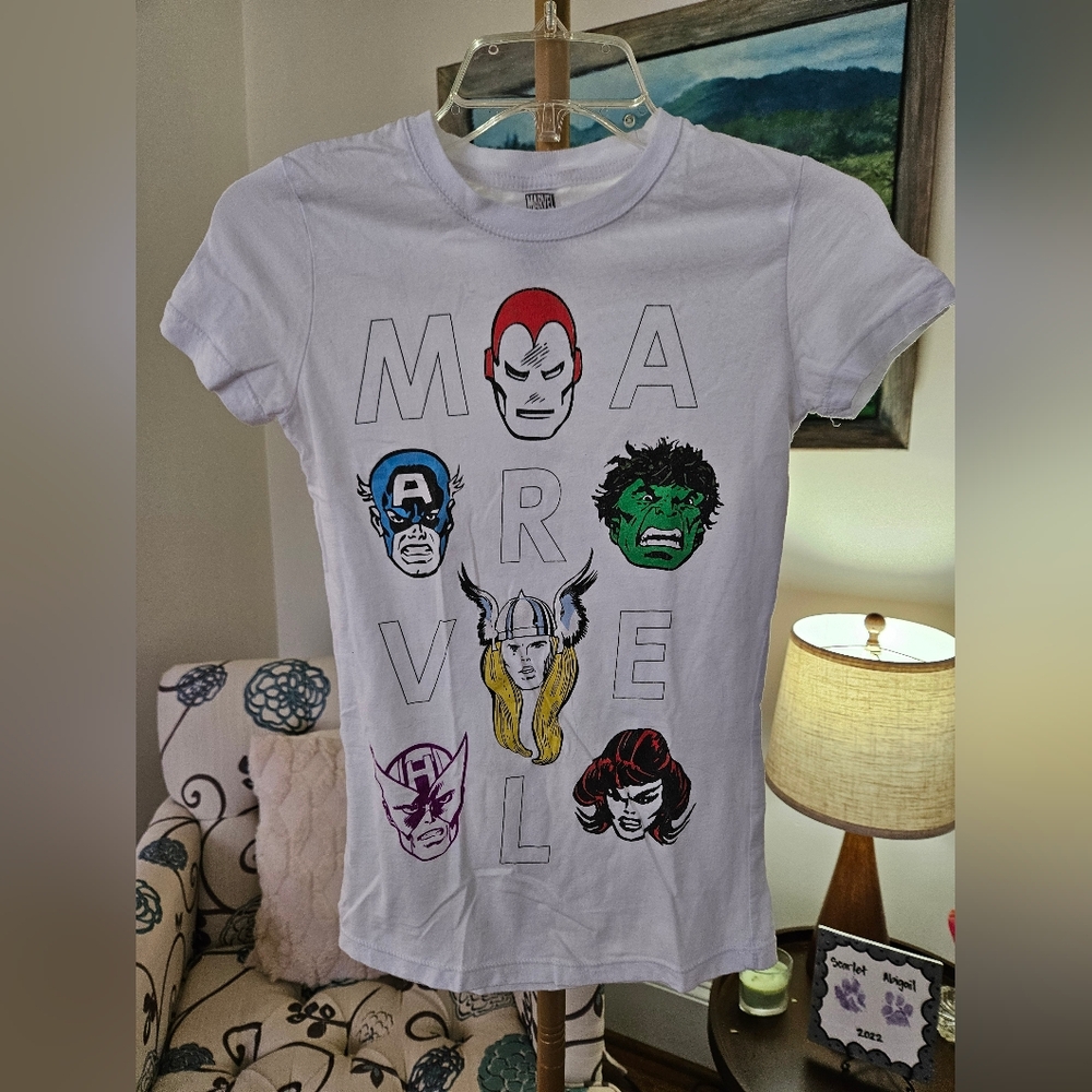Marvel Comic Fitted T-Shirt Multiple faces Sz Sm